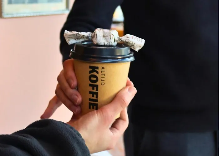 Отель 1711 Валкенбург