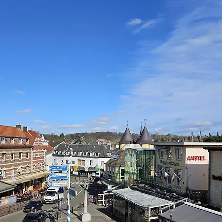 1711 Hotell Valkenburg aan de Geul